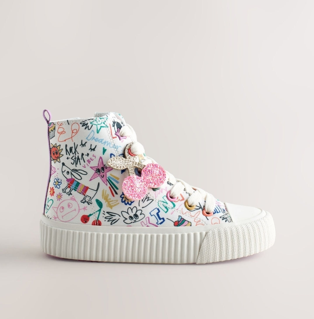 Multi Sketchy Print Standard Fit (F)
Lace Up High Top Trainers