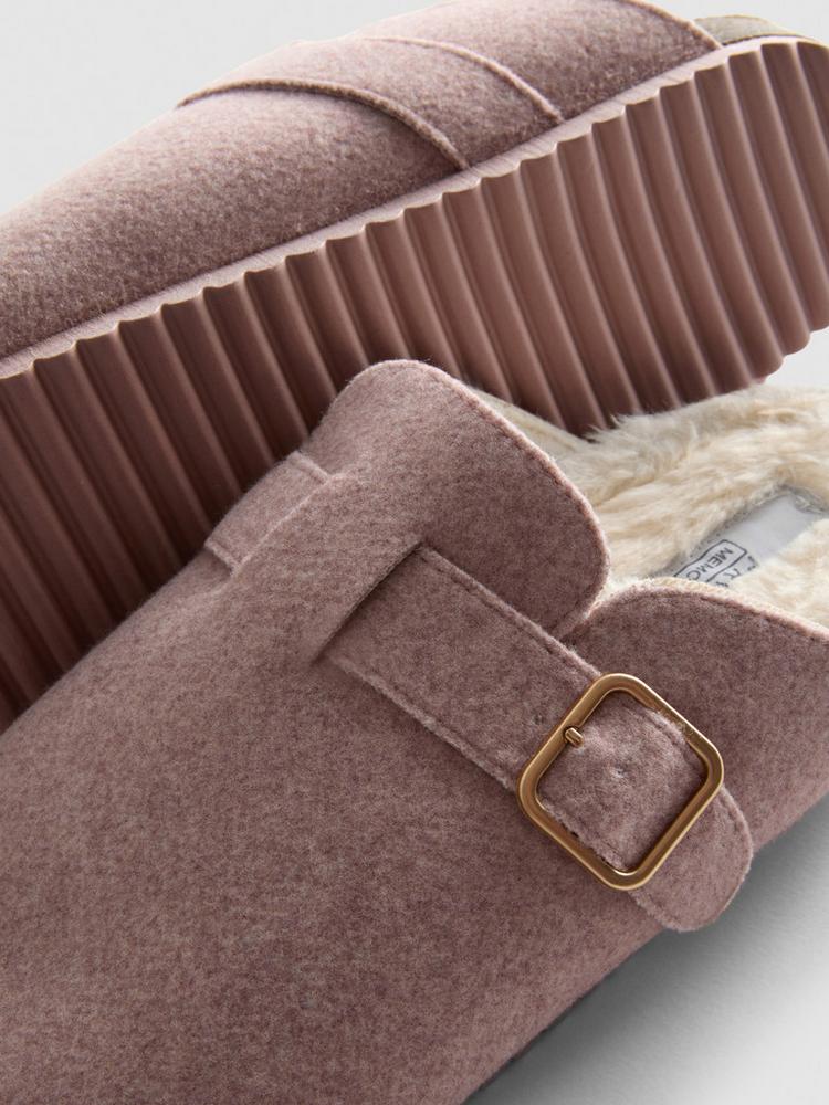 Primark Brushed Hand Clog Slippers