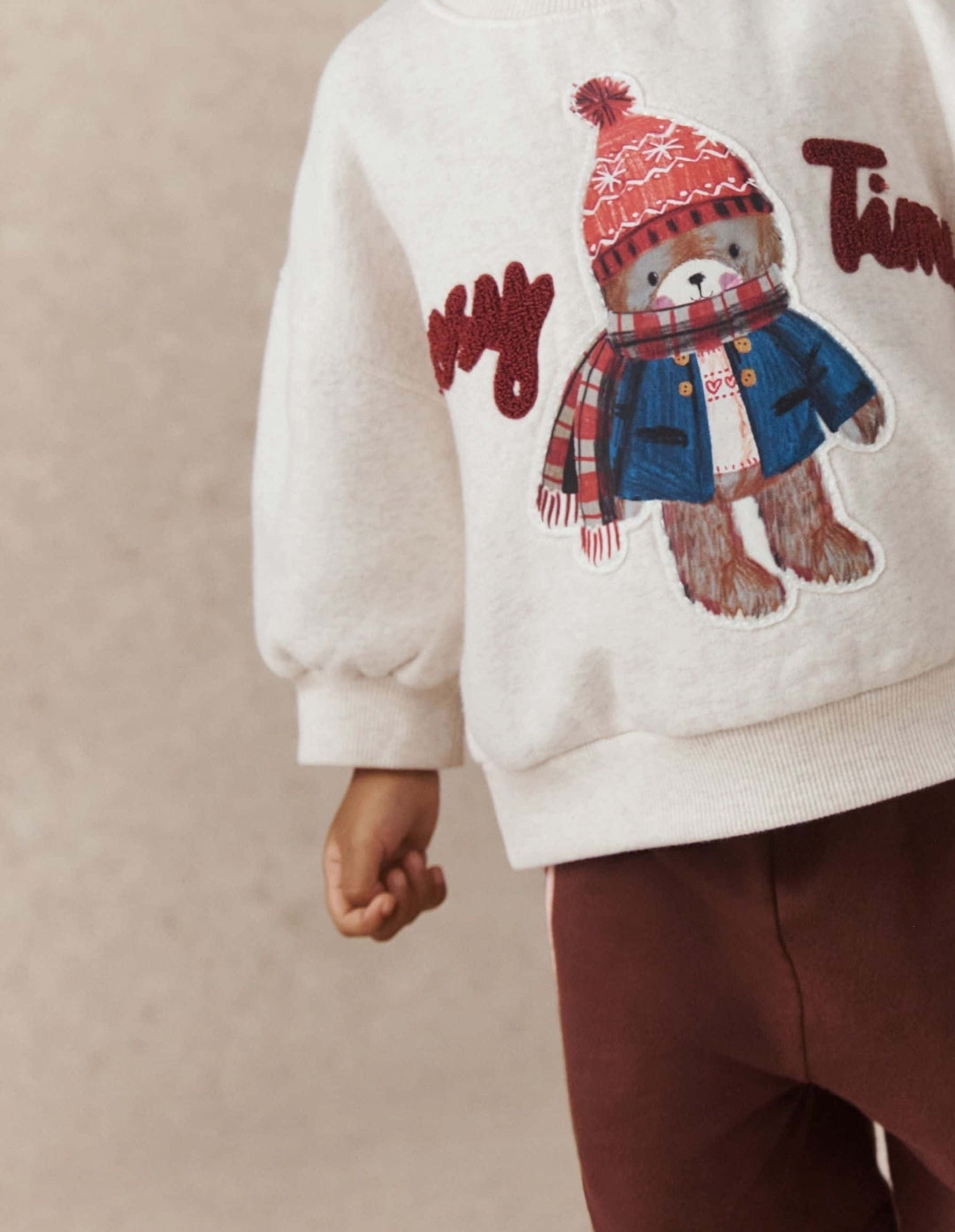 Cream Bear Crew Neck Sweatshirt