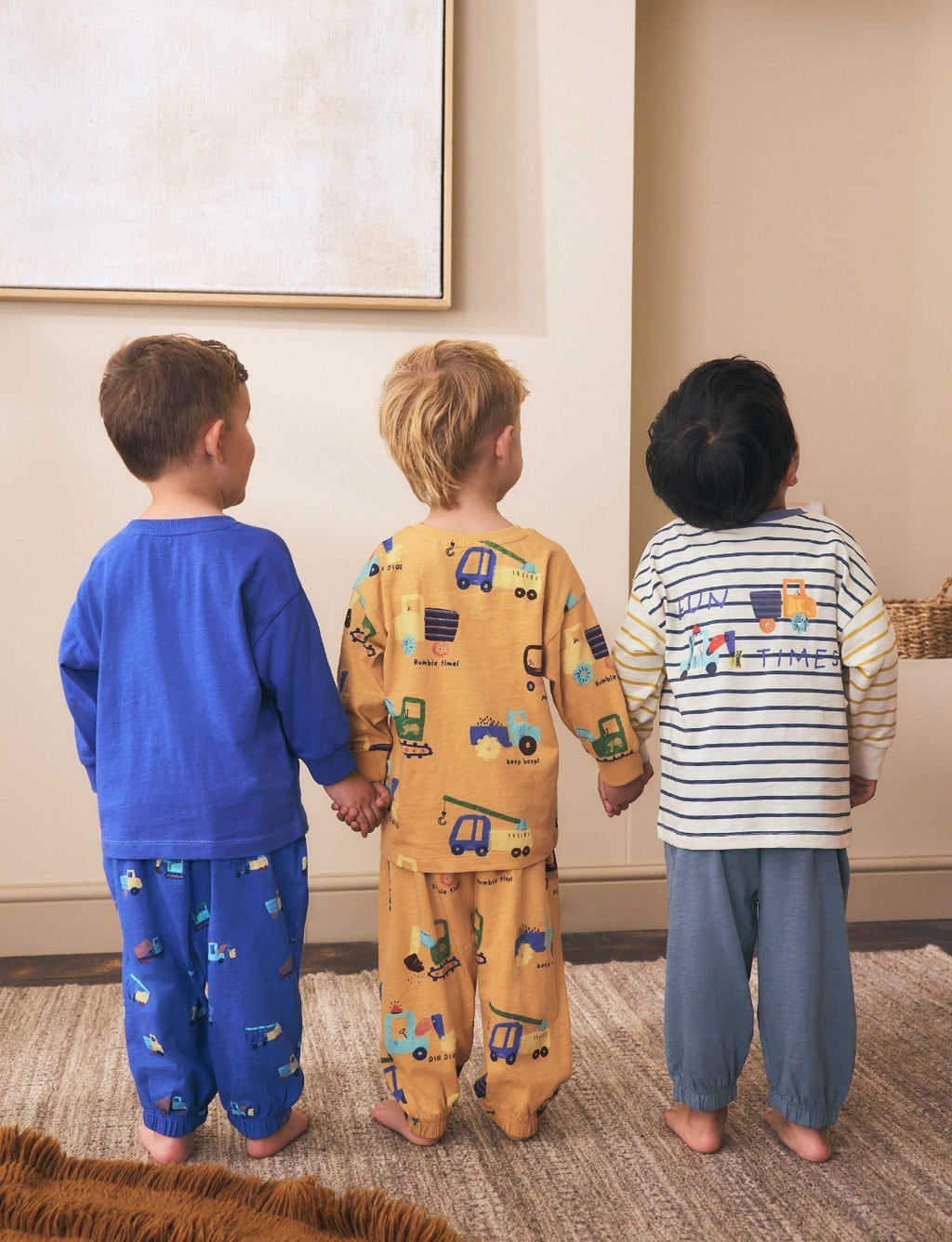 Brown/Yellow/Blue Diggers
Oversized Pyjamas 3 Pack