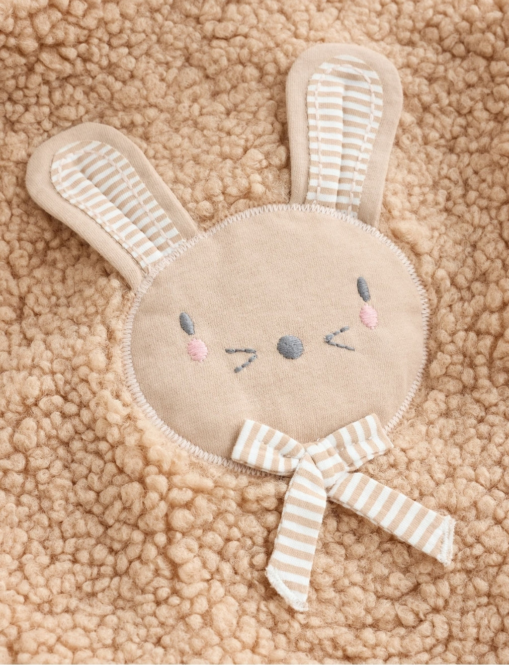 Neutral Borg Bunny Embroidered
Back Popper Through Baby Jacket