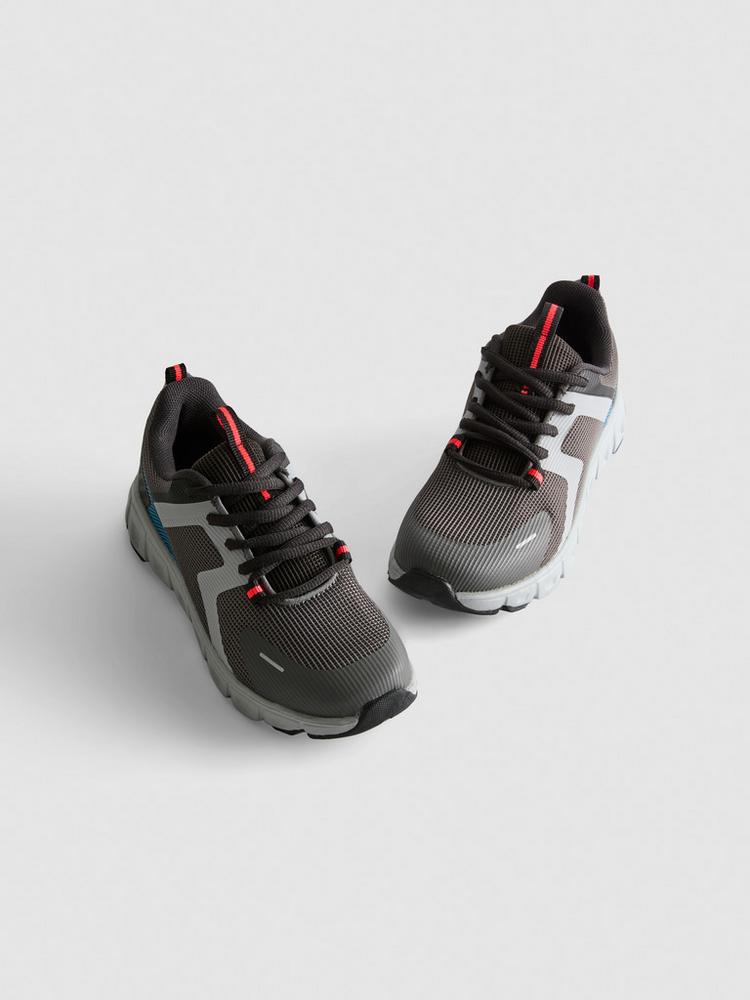 Sports Trainers