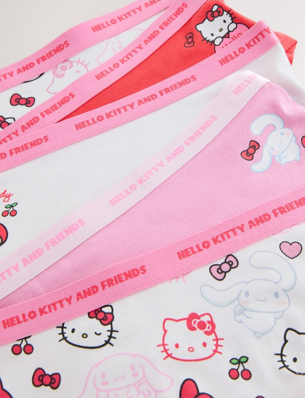 Red/Pink Hello Kitty Hipsters 5
Pack