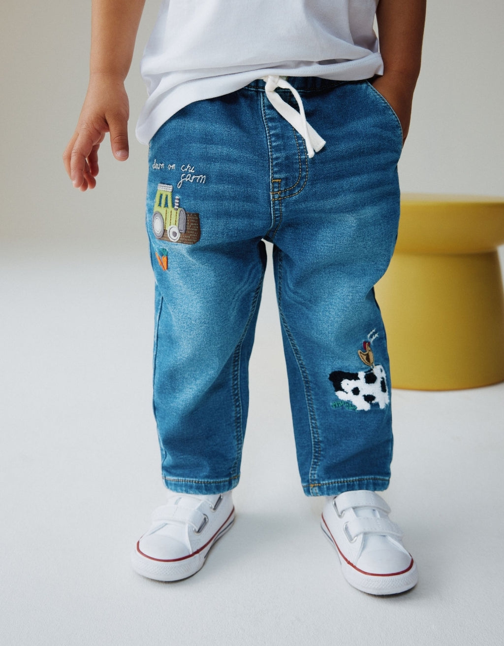 Mid Blue Farm Character Loose Fit Jeans