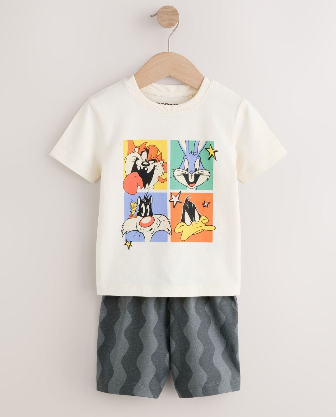 Orange/White/Grey Looney Tunes
Short Pyjamas 2 Pack