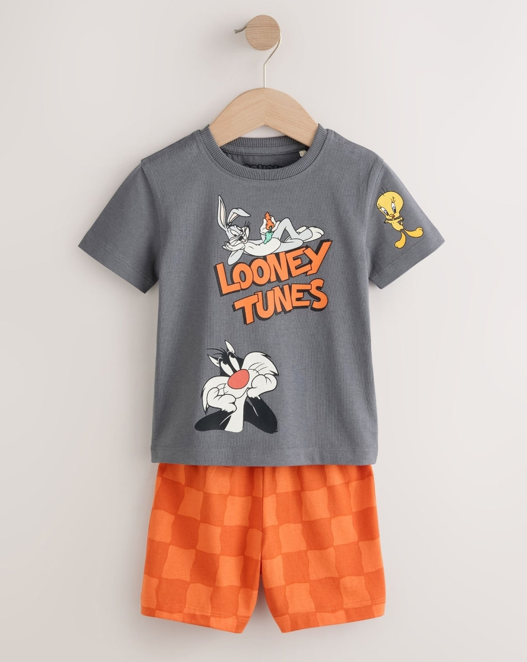 Orange/White/Grey Looney Tunes
Short Pyjamas 2 Pack