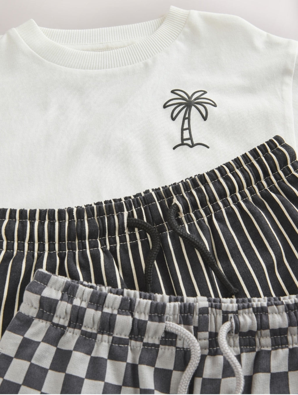 Multi Capsule Wardrobe Top & Shorts Set 7 Piece