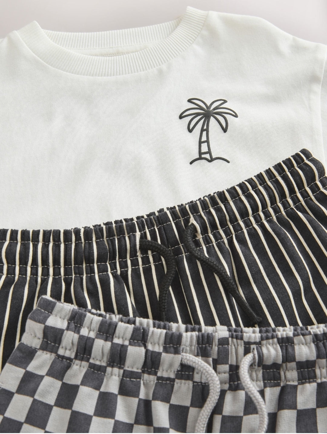 Multi Capsule Wardrobe Top & Shorts Set 7 Piece