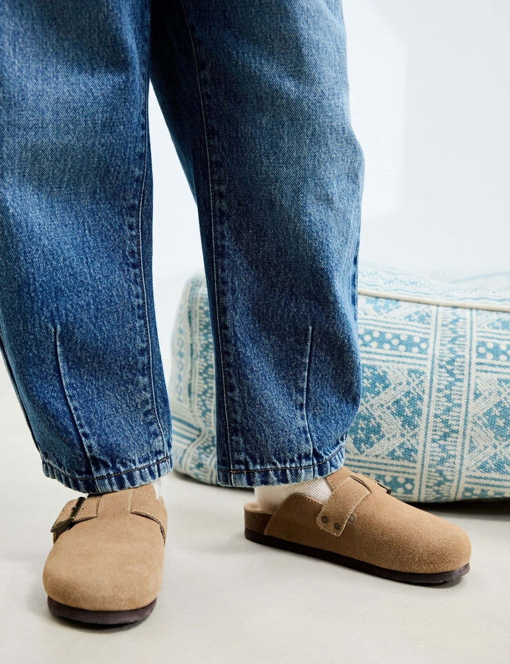 Mid Blue Denim Barrel Jeans
