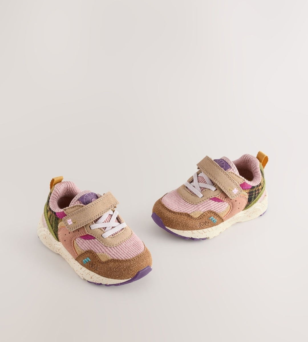Multi Standard Fit (F) Elastic Lace
Touch Fasten Trainers