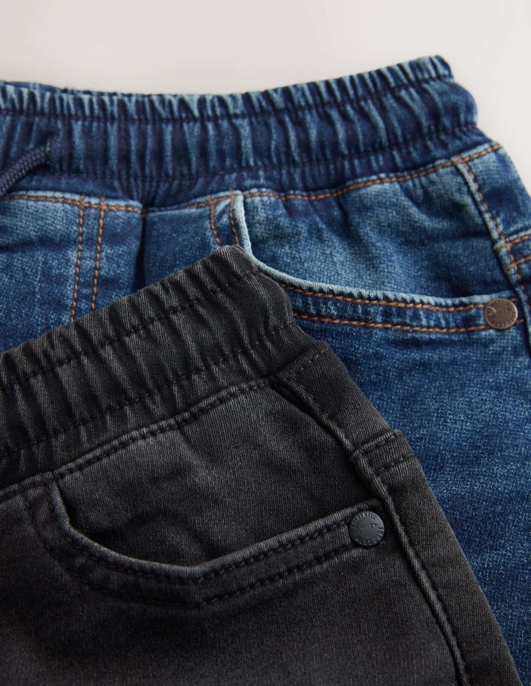 Black/Navy Loose Fit Loose Fit Stretch
Elasticated Waist Jeans 2 Pack
