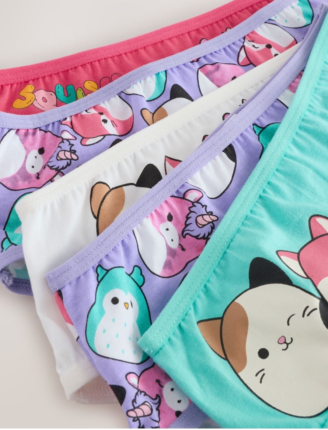 Red/Green 100% Cotton
Squishmallow Briefs 5 Pack