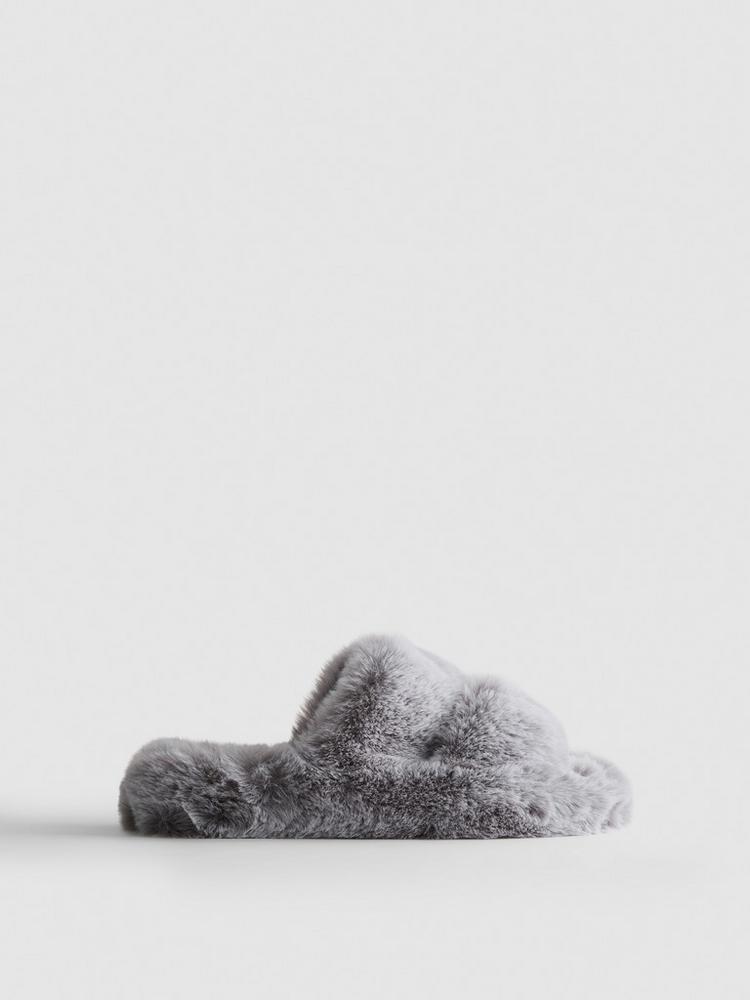 Primark Double Strap Fluffy Slippers