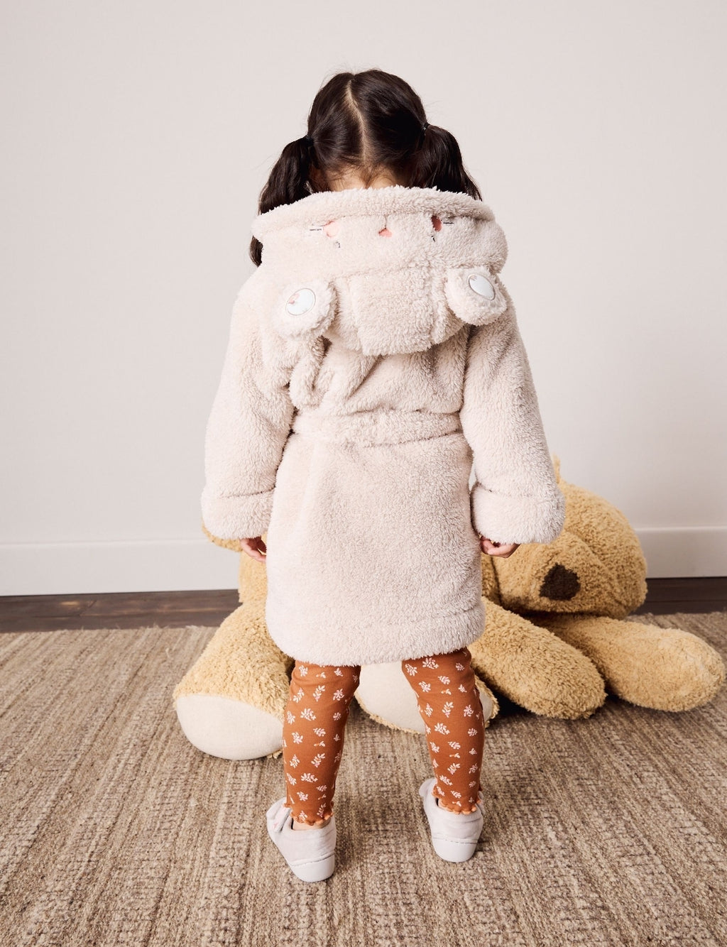 Beige Mouse Character Ears Fleece
Dressing Gown