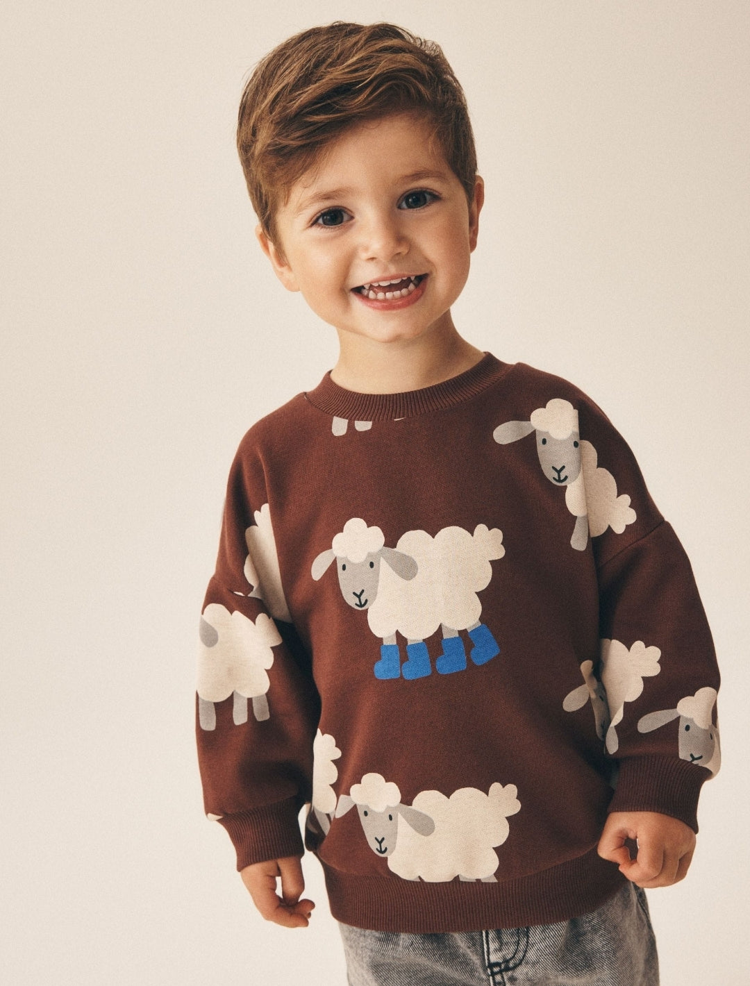 Brown Sheep All Over Printed Crew Neck
Sweat Top