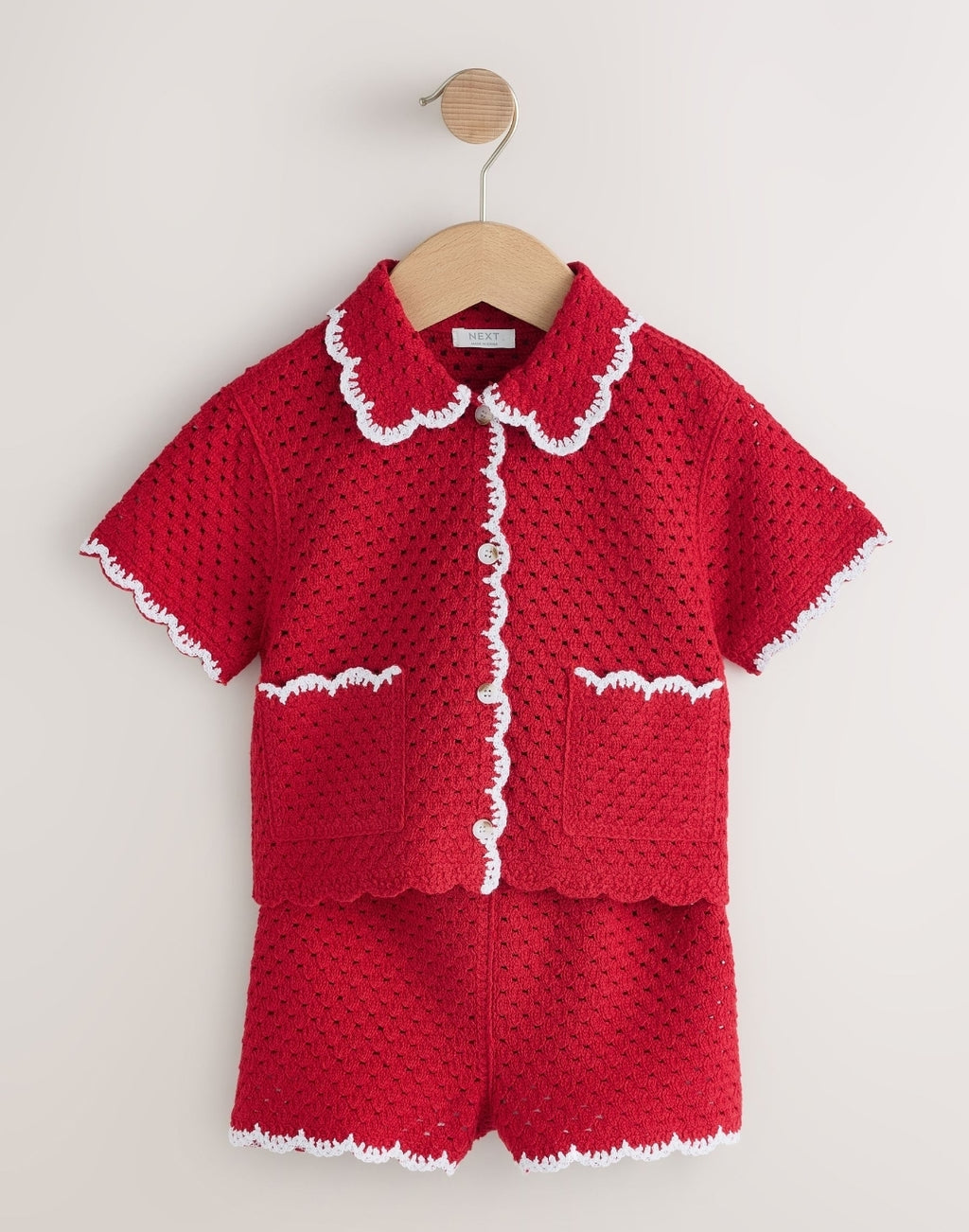 Red Scallop Edge Crochet Set