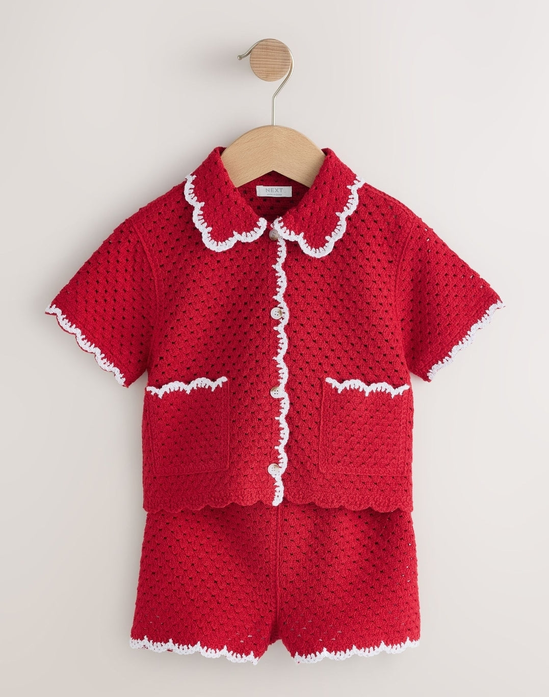 Red Scallop Edge Crochet Set