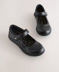 Black Matt Standard Fit (F)
Embroidery Bow Mary Jane School