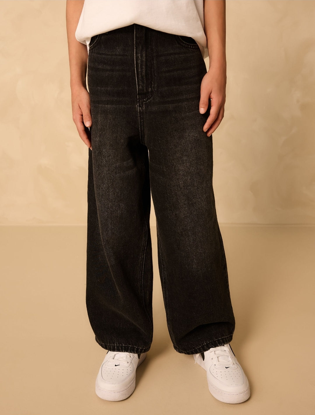 Washed Black Super-wide Fit Authentic
Jeans