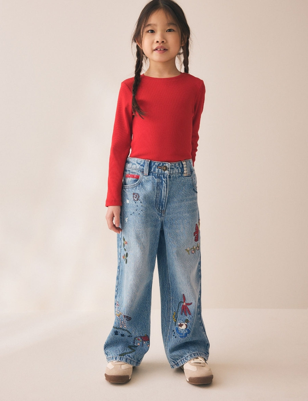 Pretty Embroidered Wide Leg Jeans