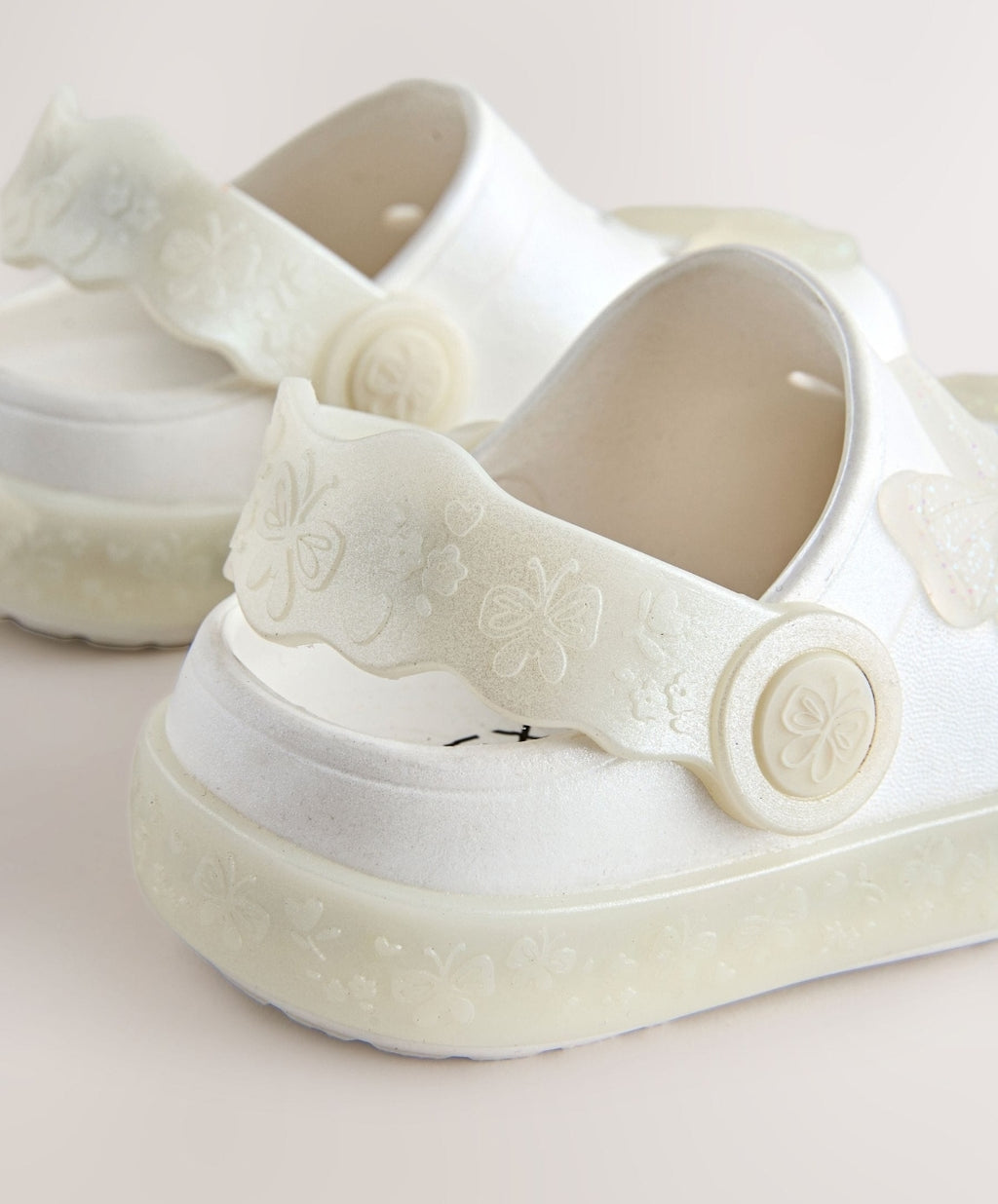 White Shimmer Butterfly Light Up
Clogs