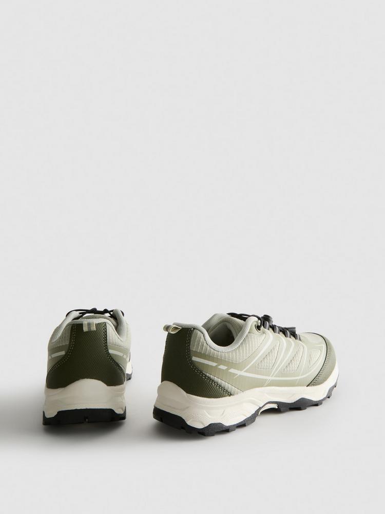 Toggle Chunky Trainers