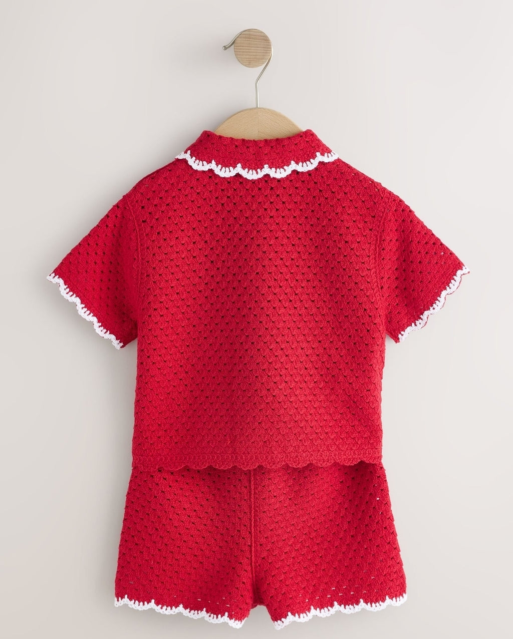 Red Scallop Edge Crochet Set