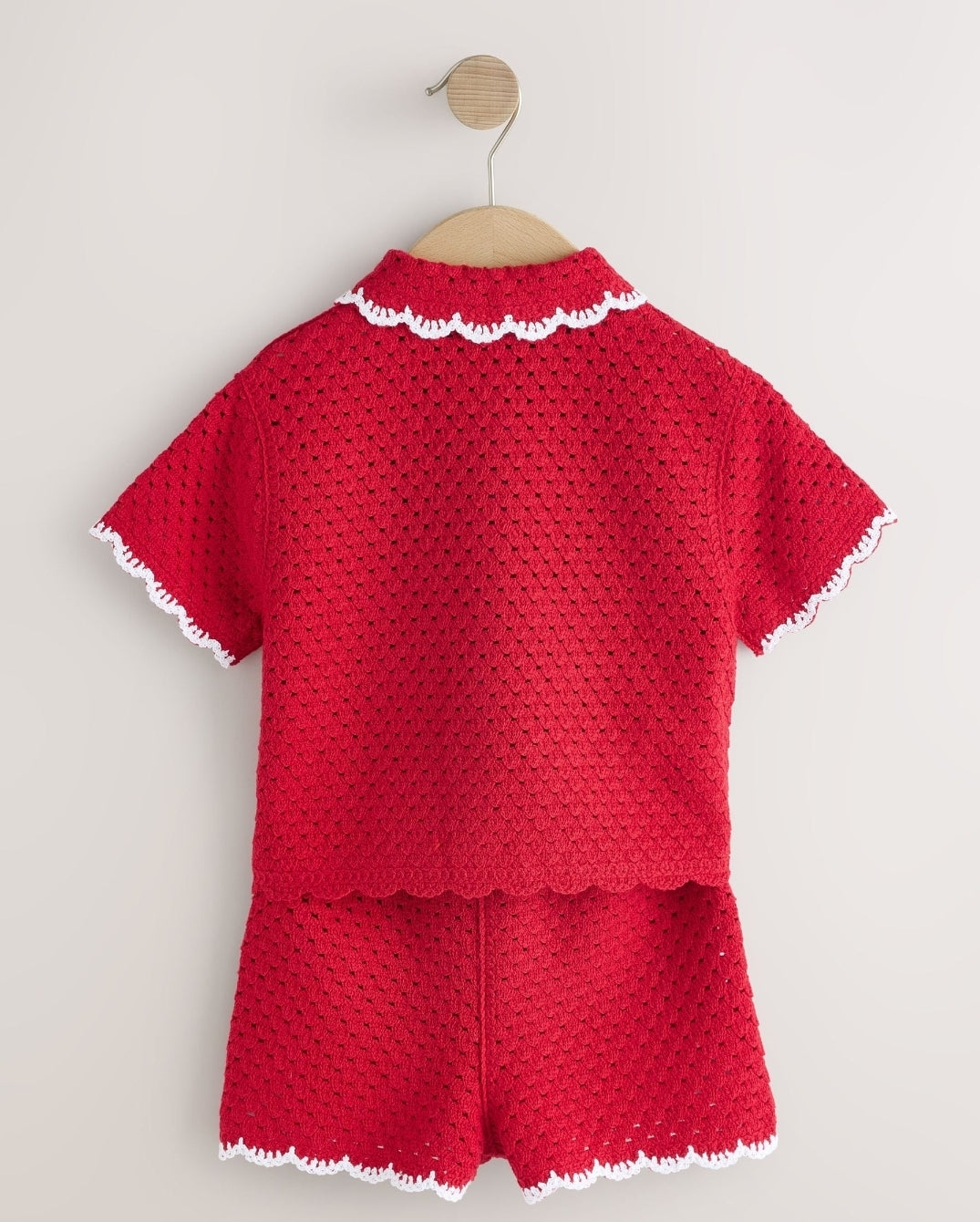 Red Scallop Edge Crochet Set