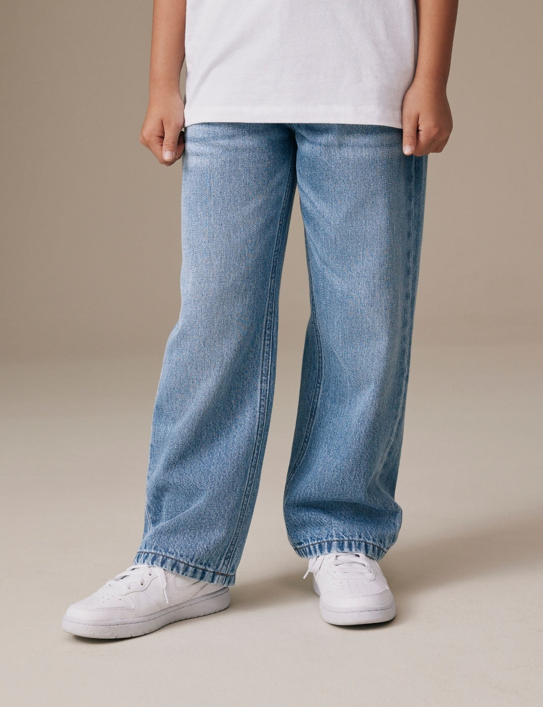 Light Blue Denim Wide Fit Authentic
Jeans