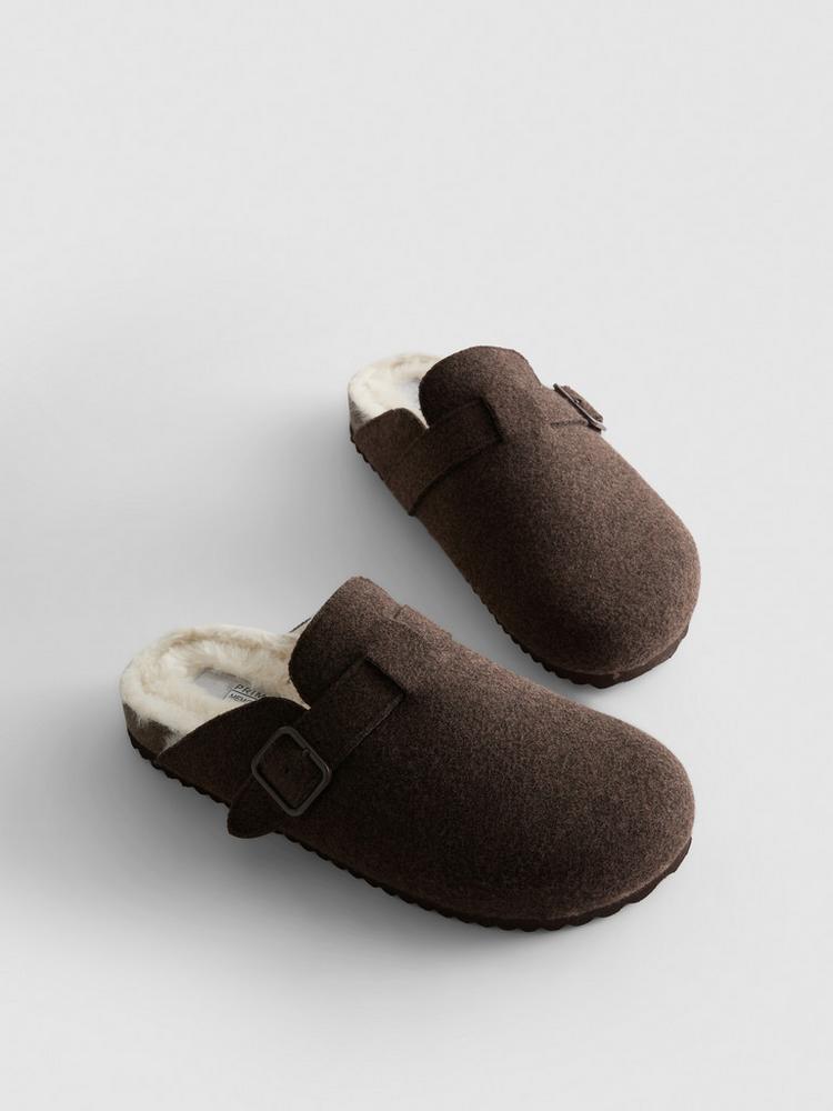 Primark Brushed Hand Clog Slippers