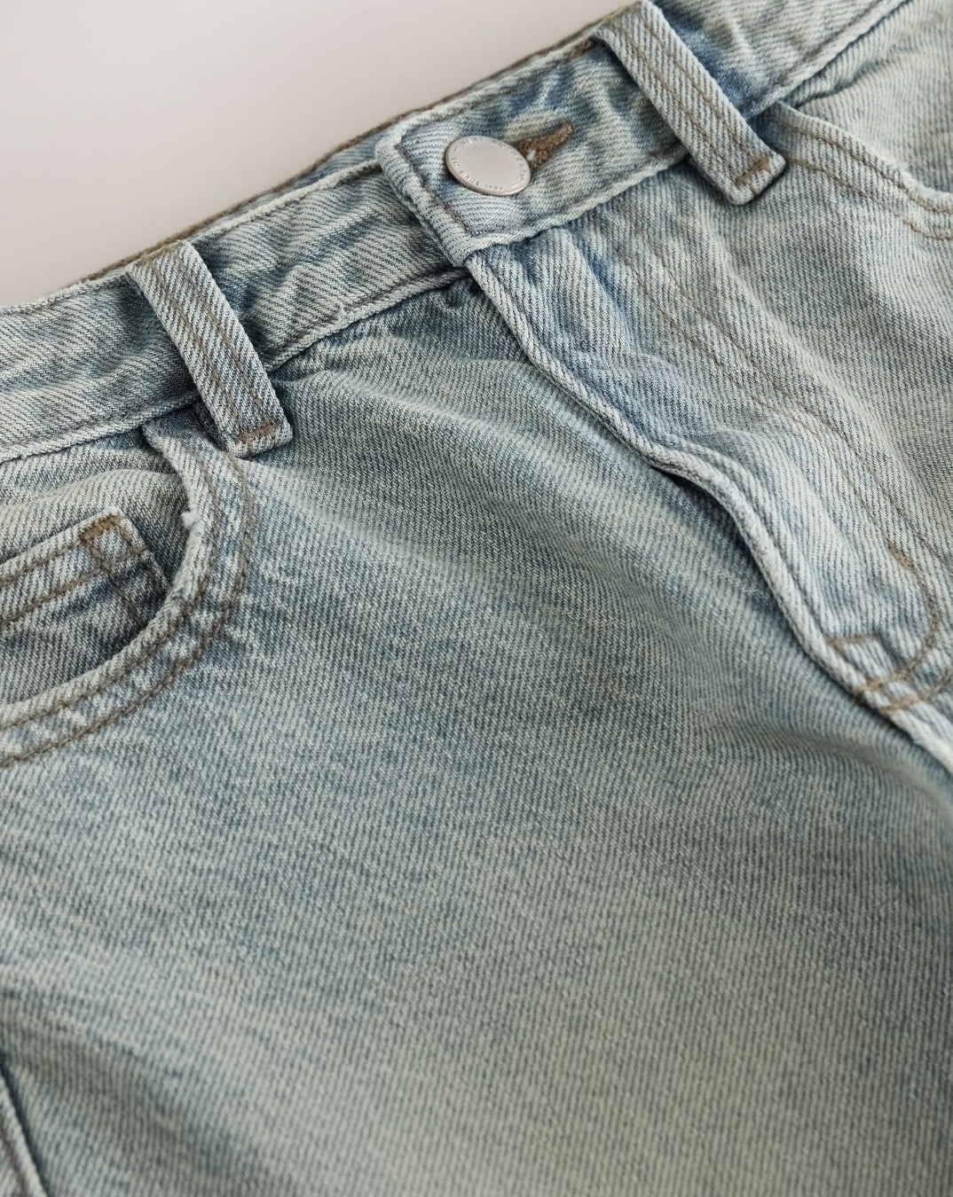 Sand Baggy Tapered AuthenticJeans