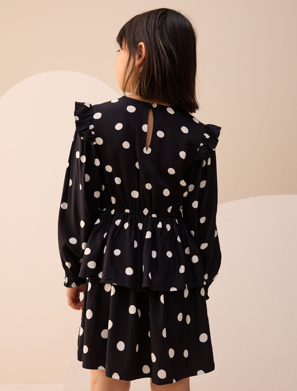 Black/White Spot Long Sleeve
Ruffle Dress