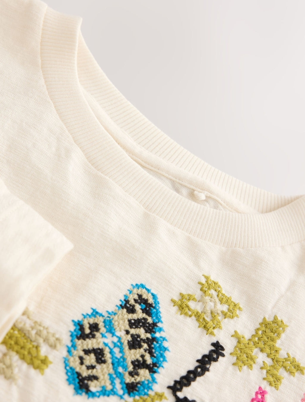Ecru Embroidery Long Sleeve Top