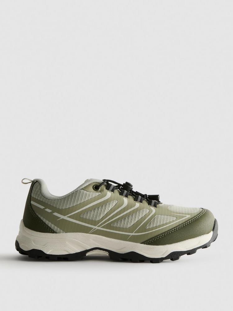 Toggle Chunky Trainers