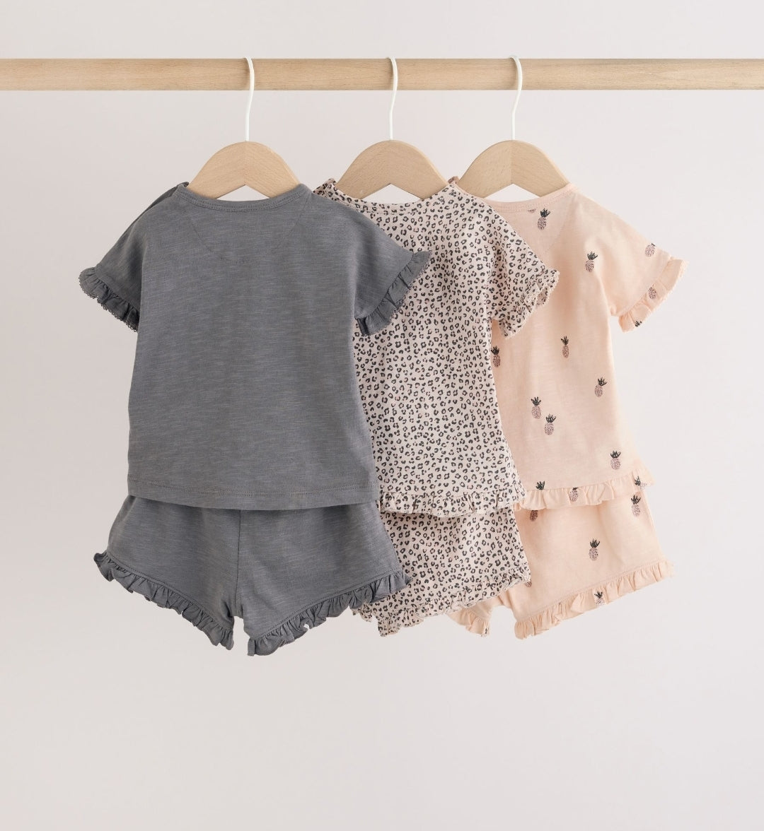Monochrome Flower Short Sleeve
Top and Shorts Baby Set 6 Piece