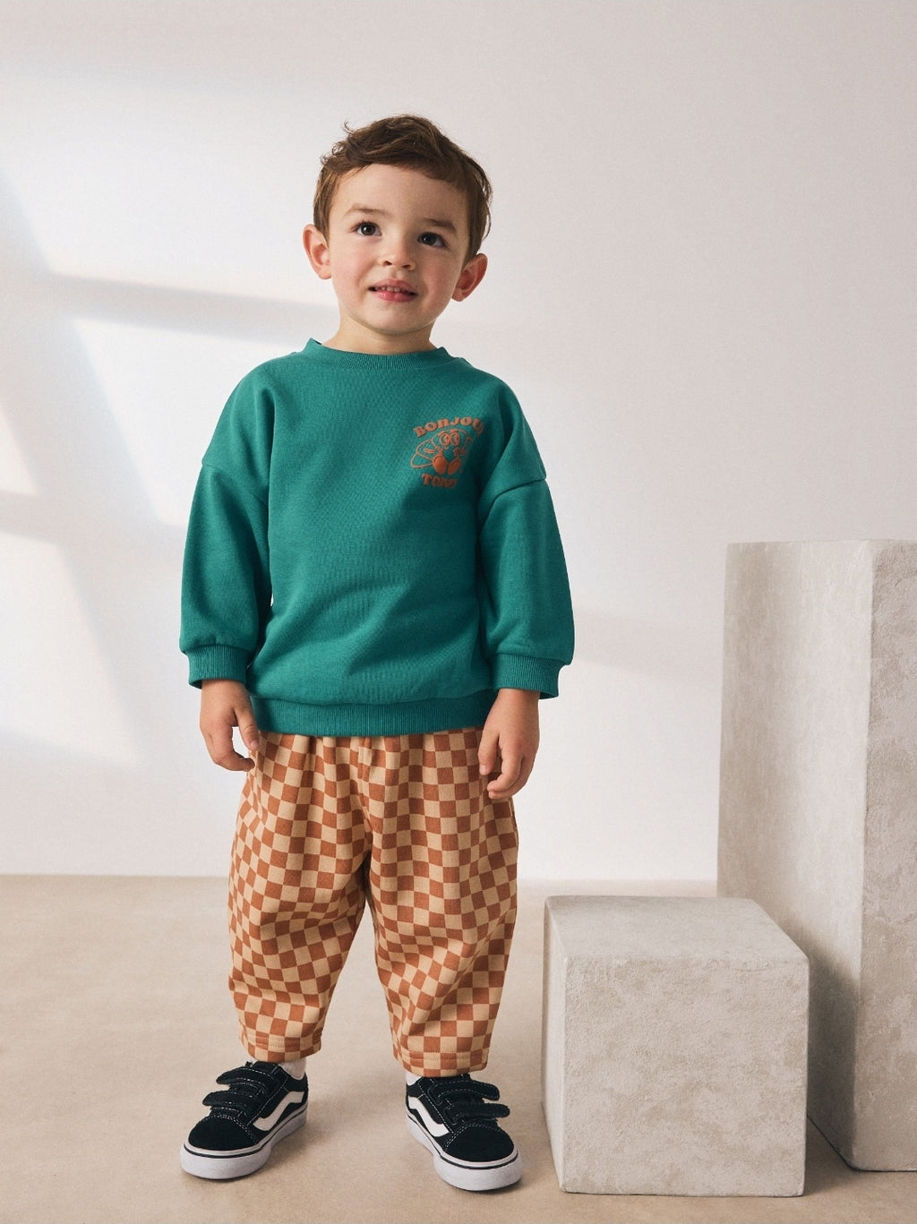 Green Croissant Single Sweatshirt And Stripe Joggers Set