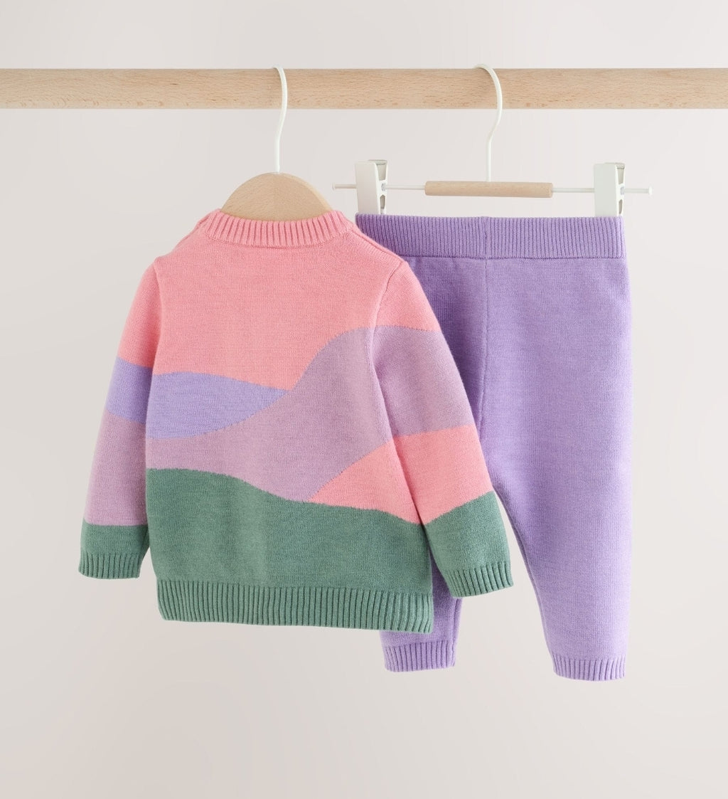 Pink Hamish Character Knitted
Scene Jumper and Leggings Baby