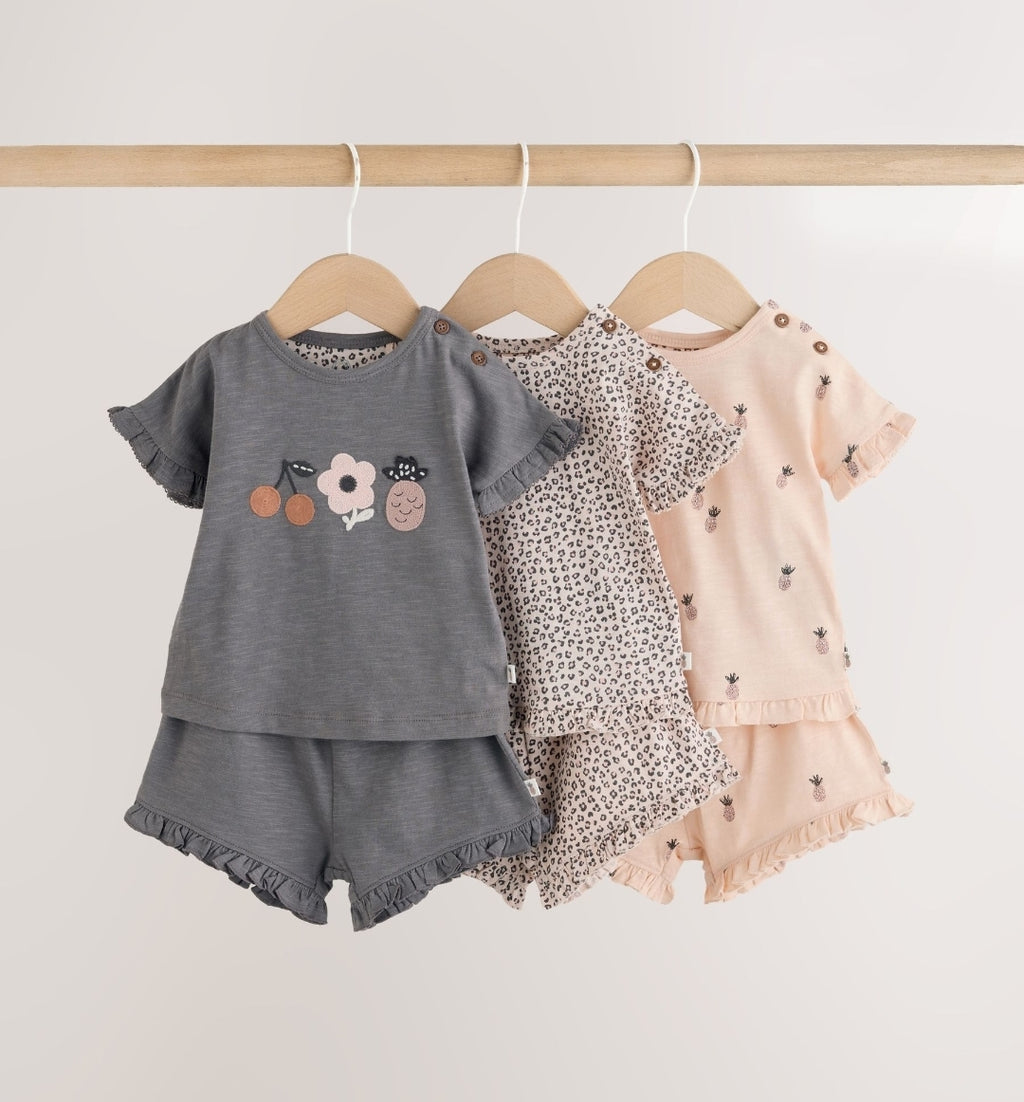 Monochrome Flower Short Sleeve
Top and Shorts Baby Set 6 Piece