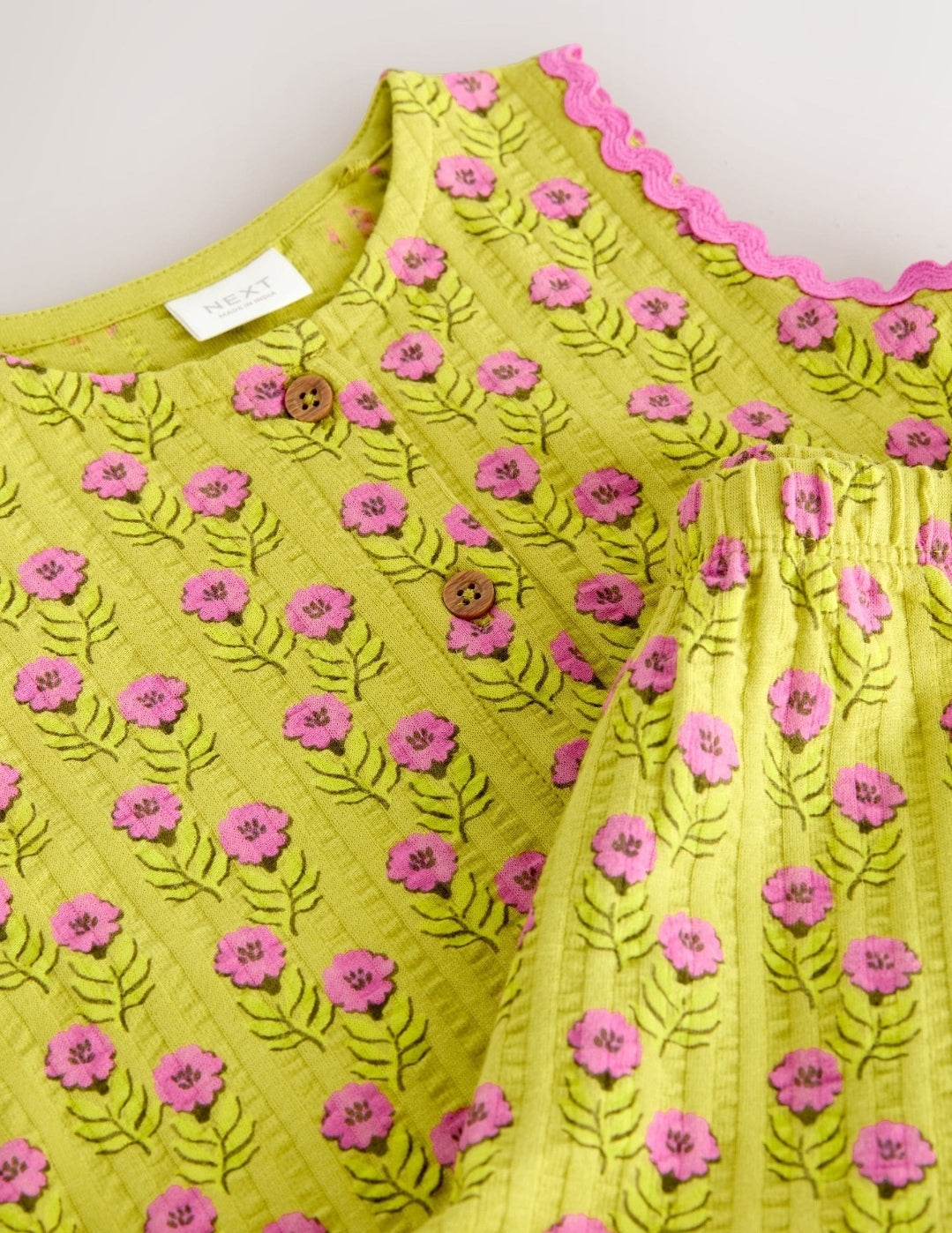 Green/Pink Flower Peplum Vest and Shorts