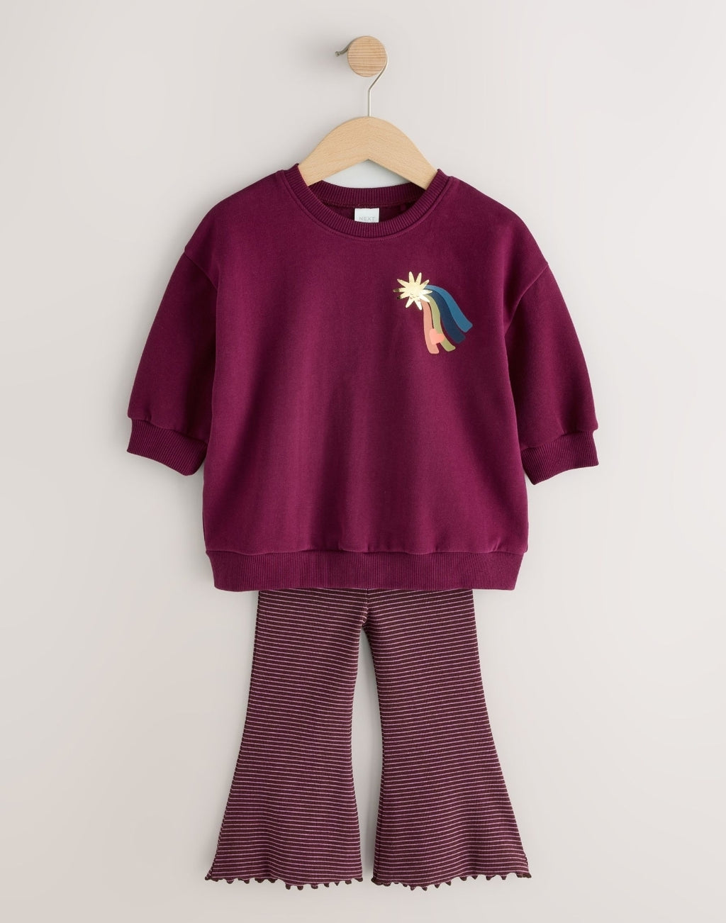 Dark Purple Star Crew Neck
Sweatshirt and Flare Leggings Set