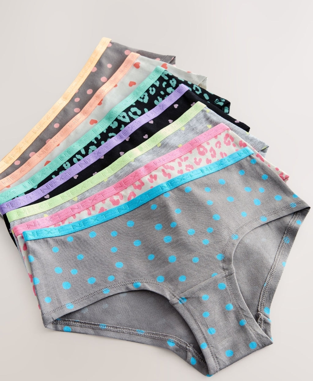 Leopard Print Hipsters Briefs
7 Pack