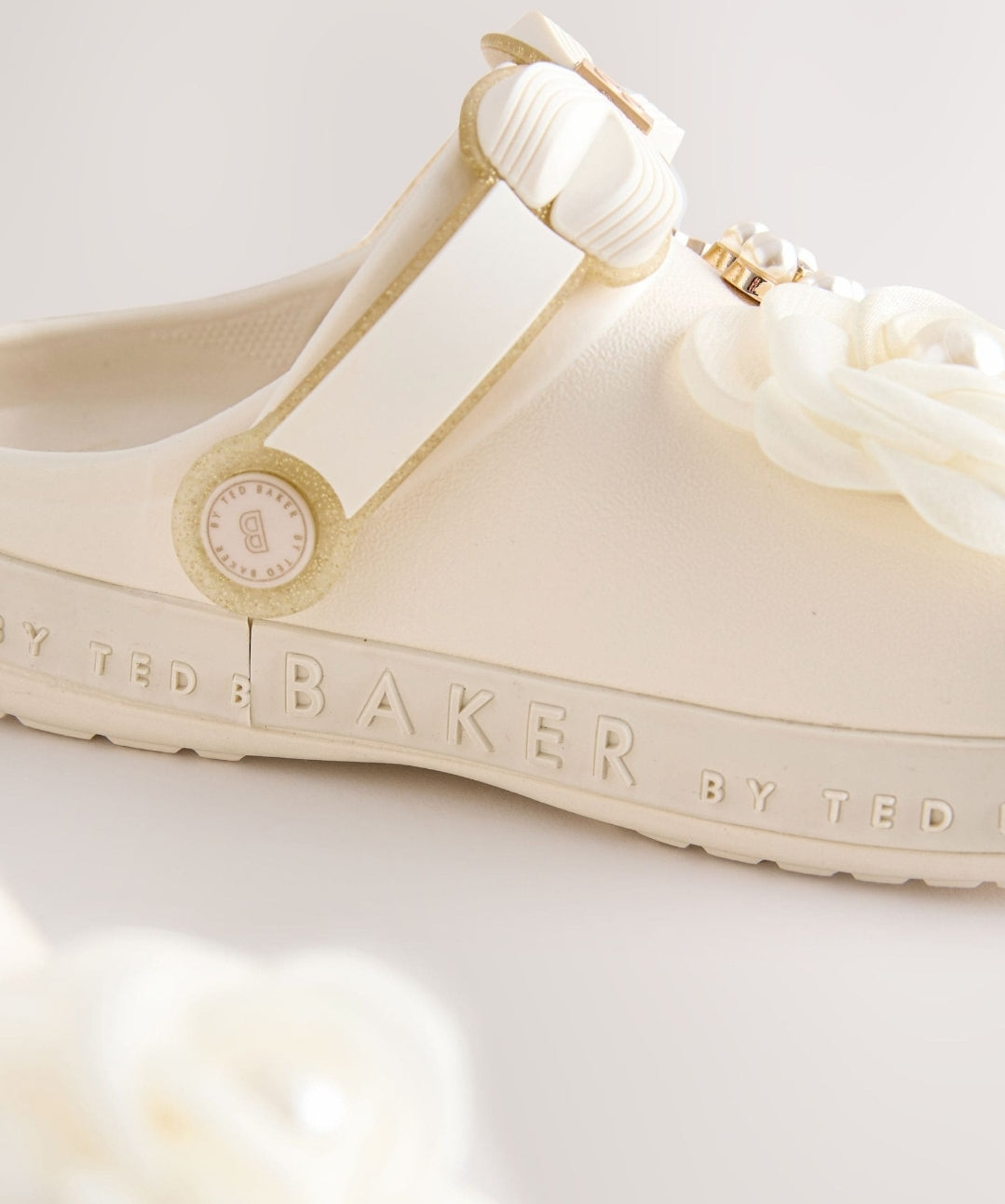Baker by Ted Baker Ivory Bow
Charm Clog Sandals