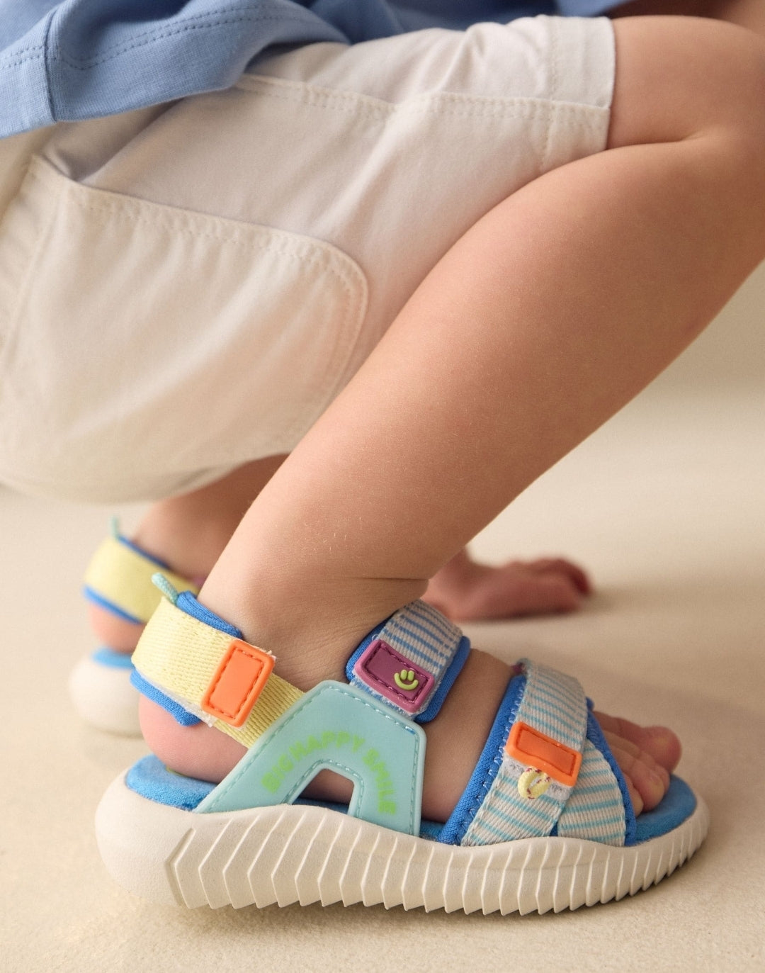 Multi Bright Utility Trekker WalkingSandals