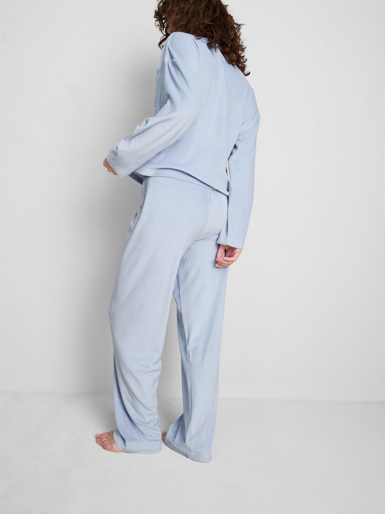 Primark Plush Minky V-Neck Pyjamas