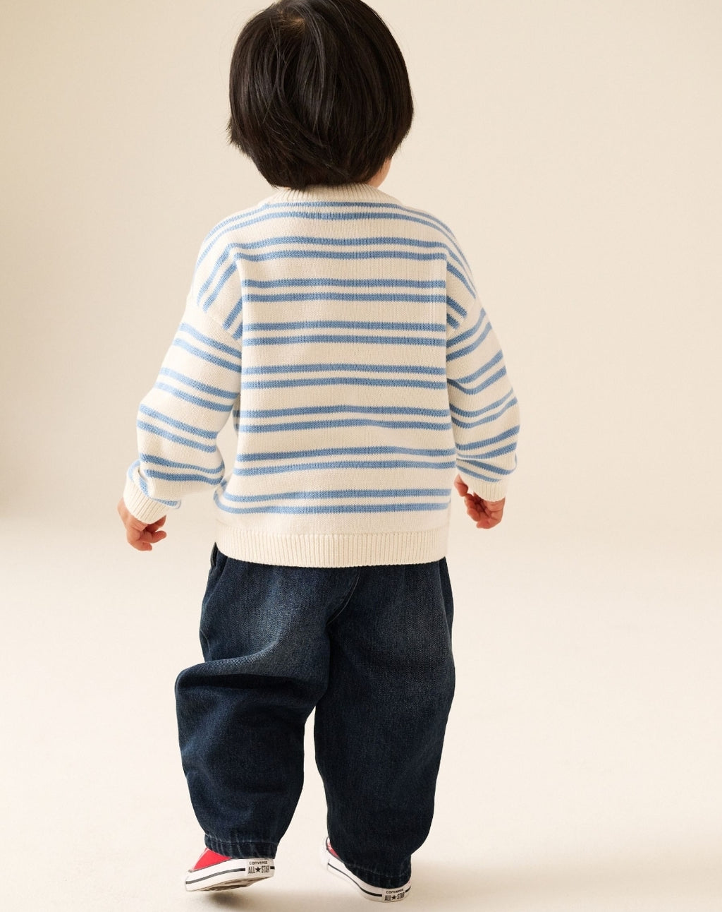 Cream/Blue Boat Character
Knitted Crew Neck Jumper
