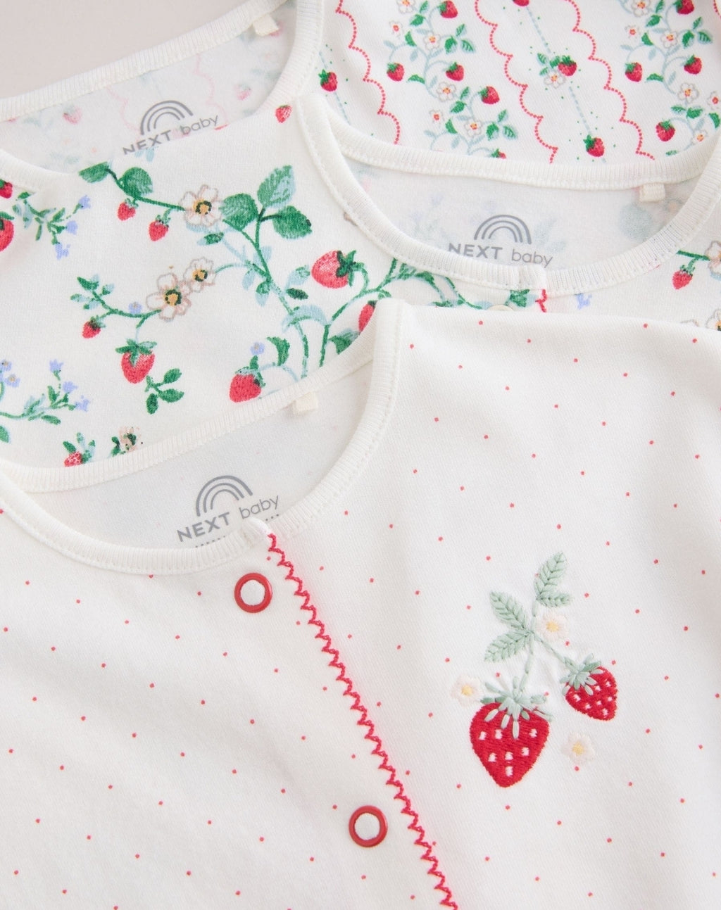 White Strawberry Printed Jersey
Baby Rompers 4 Pack