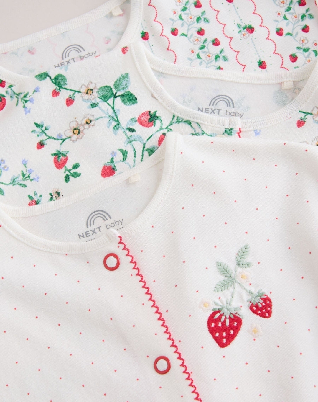 White Strawberry Printed Jersey
Baby Rompers 4 Pack