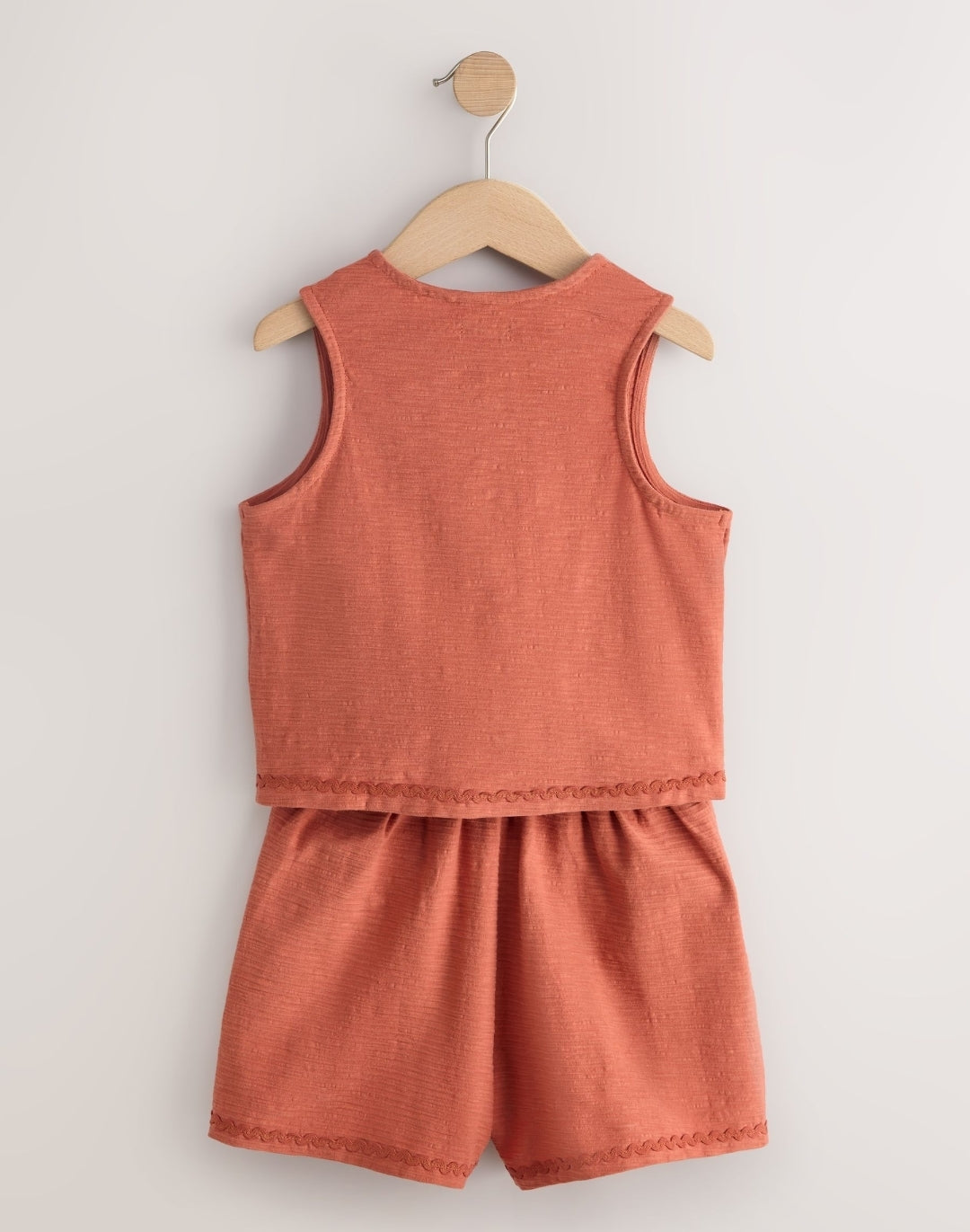 Rust Brown Textured Appliqué
Waistcost Shorts Set